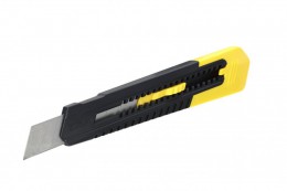 Stanley SM18 Snap Off Blade Knife - 0 10 151 £2.99